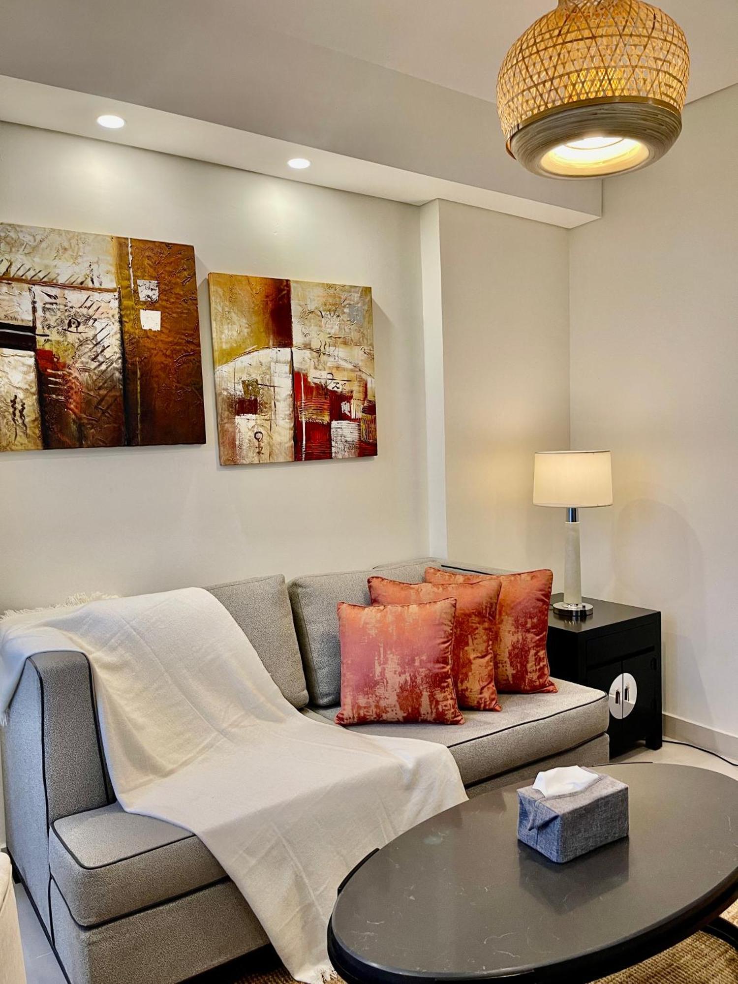 Verdela Pollux Meisterstadt Batam Apartement Ngoại thất bức ảnh